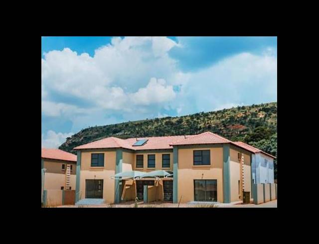 3 BEDROOM TOWNHOUSE FOR SALE IN AMANDASIG